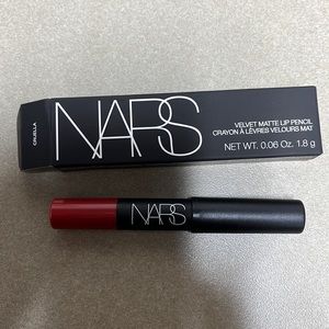 Nars cruella lip pencil